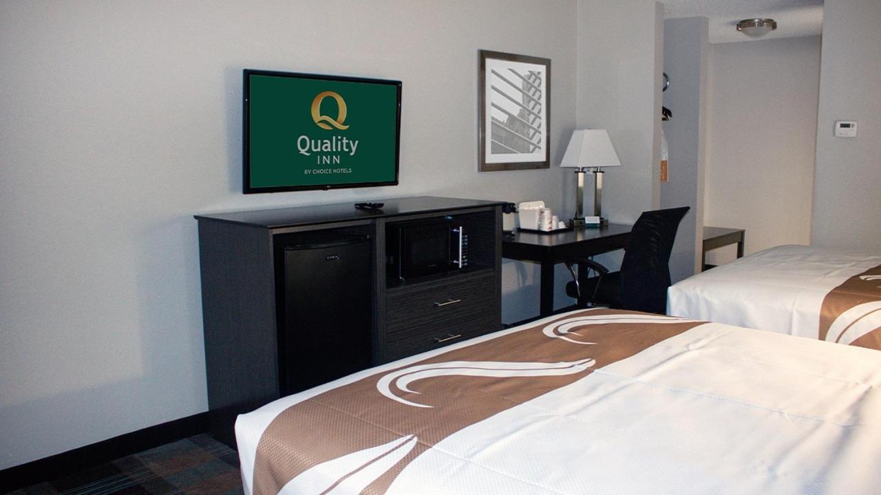 Quality Inn Roseville-Detroit North Esterno foto